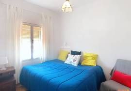Property for rent in the Historic Center of Elvas, in the heart of Praça da Républica