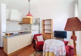 Property for rent in the Historic Center of Elvas, in the heart of Praça da Républica