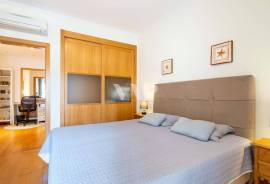 2 bedroom apartment with golf front, Vilamoura