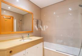 2 bedroom apartment with golf front, Vilamoura