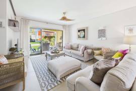 Exquiste 3 bedroom villa with garage & rooftop sea views in gated condominium with pools