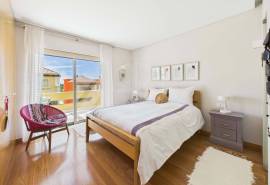 Exquiste 3 bedroom villa with garage & rooftop sea views in gated condominium with pools