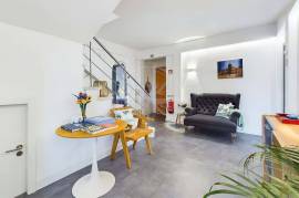 4 Bedroom Family Villa with Pool in Central Olhão Area