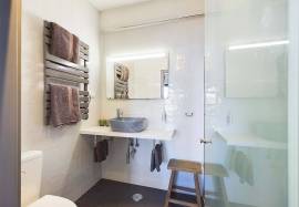 4 Bedroom Family Villa with Pool in Central Olhão Area
