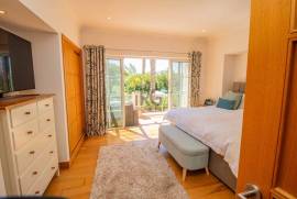 Stunning 4 bedroom Palmyra townhouse with golf and sea view