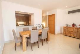 Stunning 4 bedroom Palmyra townhouse with golf and sea view
