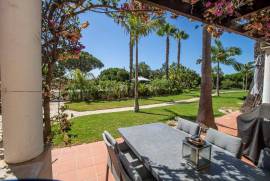 Stunning 4 bedroom Palmyra townhouse with golf and sea view