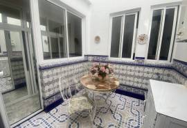 Phenomenal Views & Fabulous possibilities Townhouse