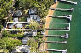 Stunning Waterfront Property For Sale on Scotland Island Sydney