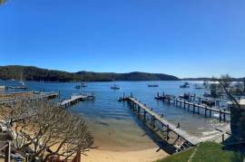 Stunning Waterfront Property For Sale on Scotland Island Sydney