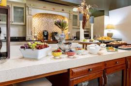 Luxury Estate With 2 Homes For Sale in Hluhluwe Kwa-Zulu Natal South