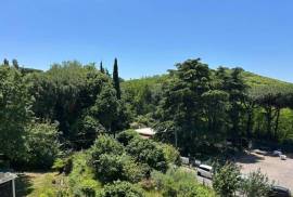 Excellent 2 Bed Penthouse Apartment for Sale In Ariccia Rome