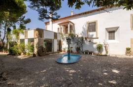 Casa do Patriarca Hotel For Sale In Atalia