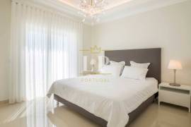 Contemporary Villa In Boavista Resort, Lagos