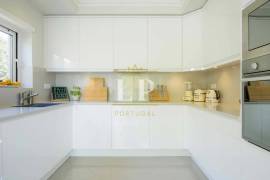 Contemporary Villa In Boavista Resort, Lagos