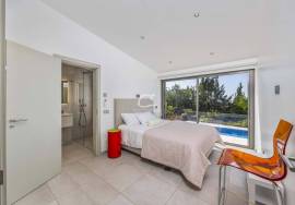 A very special villa with one of the best views in the Algarve