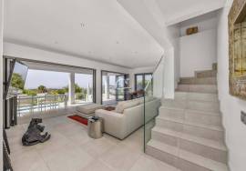 A very special villa with one of the best views in the Algarve