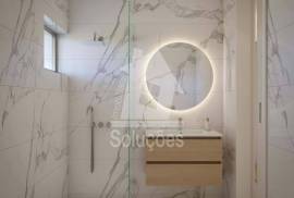 Excellent 1 Bedroom Apartment in the New Private Condominium in Portimão