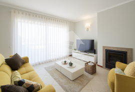 Excellent 3 Bedroom Apartment with 2 Parking Spaces and Storage in Portimão