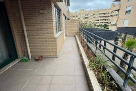 1 bedroom apartment furnished for rent next to Hospital de S. João