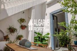 Charming one bedroom villa in the centre of Faro, Algarve