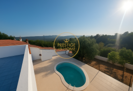 Renovated 3 Bedroom Villa with Pool and Terrace – Comfort, Modernity and Tradition