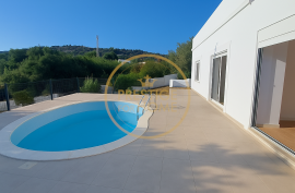 Renovated 3 Bedroom Villa with Pool and Terrace – Comfort, Modernity and Tradition