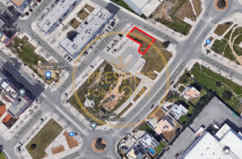 Land intended for urban housing construction located in the Vale de Ras Urbanization in Loulé