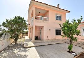 House T3 | Garage | Attic | Garden | Cabreiro | Alcabideche