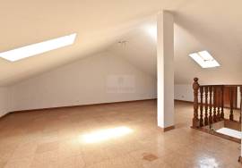 House T3 | Garage | Attic | Garden | Cabreiro | Alcabideche