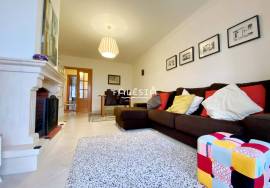 EXCELLENT SOUTH FACED TERRACE – JUST 3 KM FROM FALÉSIA BEACH