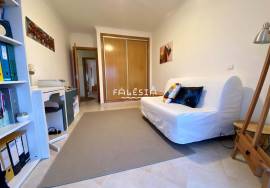 EXCELLENT SOUTH FACED TERRACE – JUST 3 KM FROM FALÉSIA BEACH