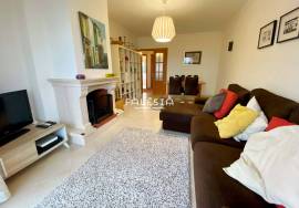 EXCELLENT SOUTH FACED TERRACE – JUST 3 KM FROM FALÉSIA BEACH