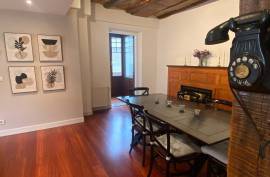 Stately home for rent in the heart of Las Arenas