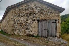 Cabin for sale with housing project