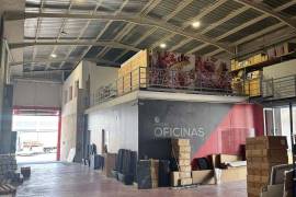 Investment opportunity: industrial warehouse with possible change to residential use
