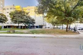 Loja / Estabelecimento Comercial em Mafamude e Vilar do Paraíso de 91,00 m²