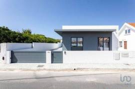 Casa / Villa T3 em Gafanha do Carmo de 300,00 m²