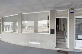 Loja / Estabelecimento Comercial em Oliveira do Bairro de 34,00 m²