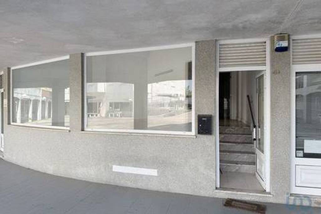 Loja / Estabelecimento Comercial em Oliveira do Bairro de 34,00 m²