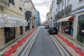 Loja / Estabelecimento Comercial em Santarém (Marvila), Santa Iria Da Ribeira De Santarém, Santarém (São Salvador) E Santarém (São Nicolau) de 403,00 m²