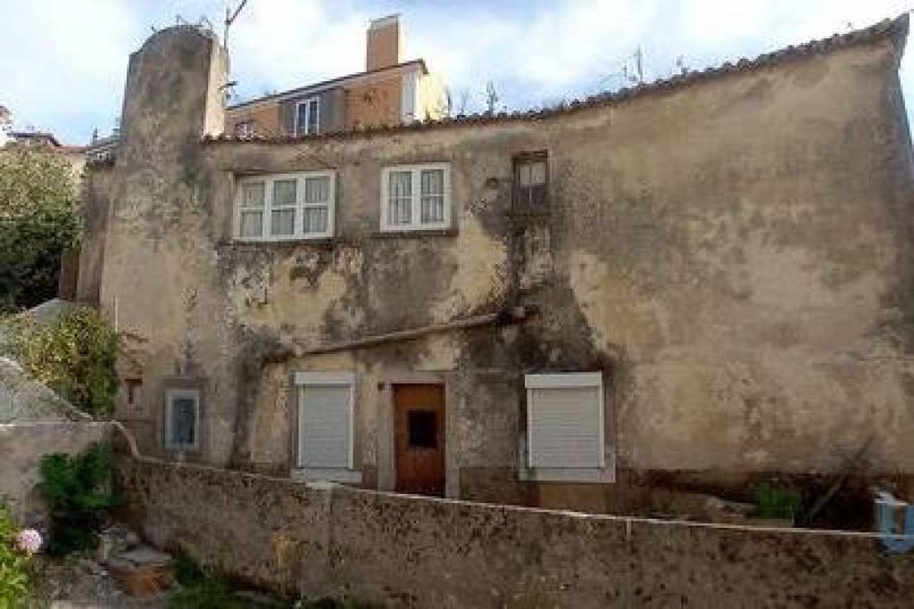 Prédio T5 em Sintra (Santa Maria e São Miguel, São Martinho e São Pedro de Penaferrim) de 98,00 m²