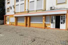 Loja / Estabelecimento Comercial em Alter do Chão de 132,00 m²