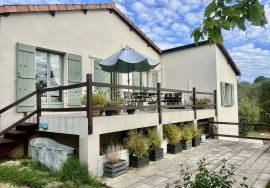 Detached Villa with Pool and Open Views