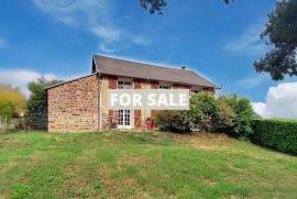 Detached Country House With Garden