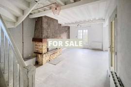 Detached Country House With Garden
