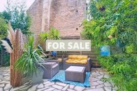 Superb House Not far from the Coast