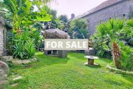 Superb House Not far from the Coast
