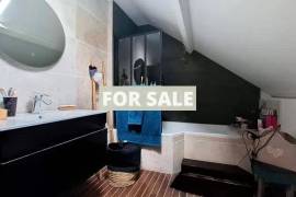 Superb House Not far from the Coast