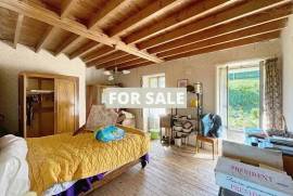 Detached Country House with Outbuilding